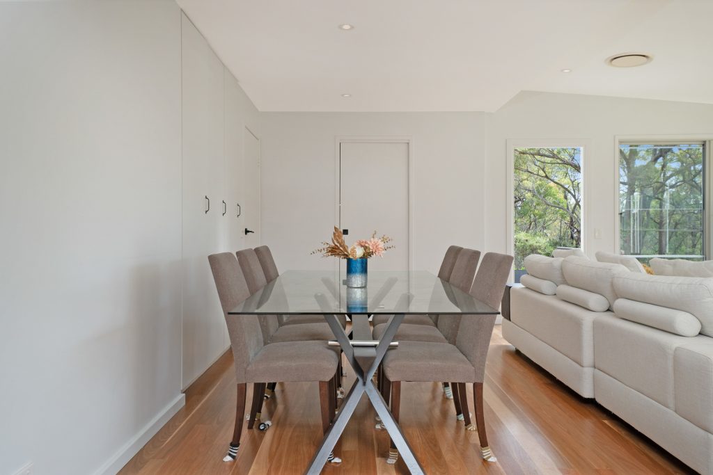 28 Larra Crescent, North Rocks NSW 2151 - photo 4