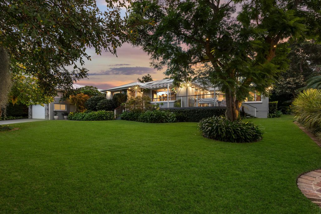 8 Graylind Avenue, West Pennant Hills NSW 2125 - photo 14