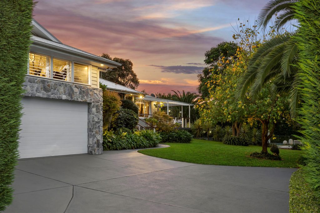 8 Graylind Avenue, West Pennant Hills NSW 2125 - photo 19