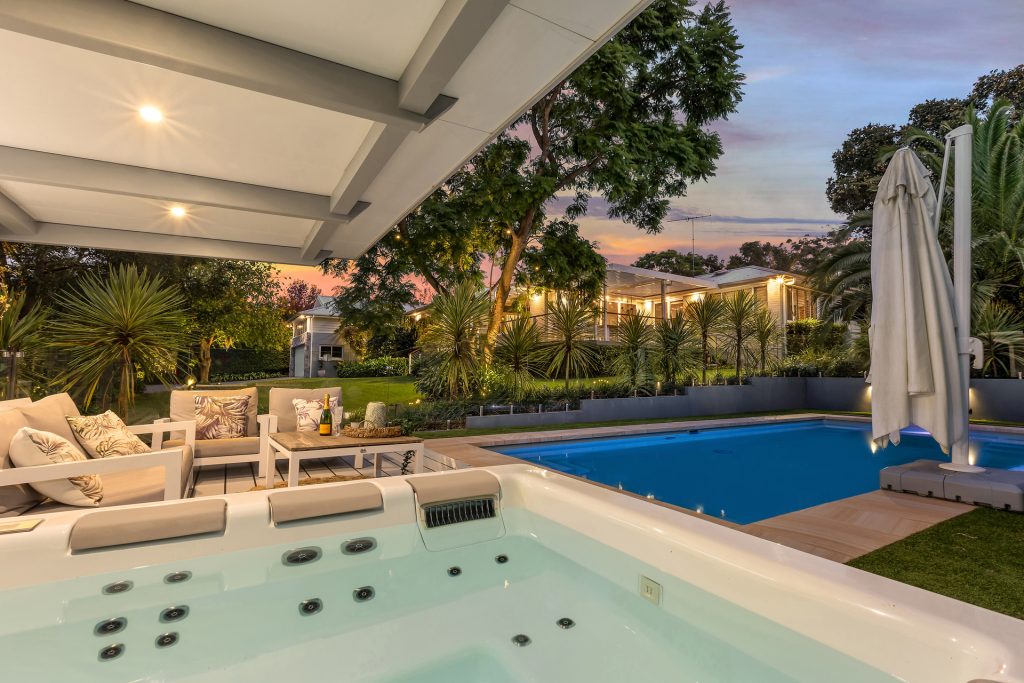 8 Graylind Avenue, West Pennant Hills NSW 2125 - photo 20