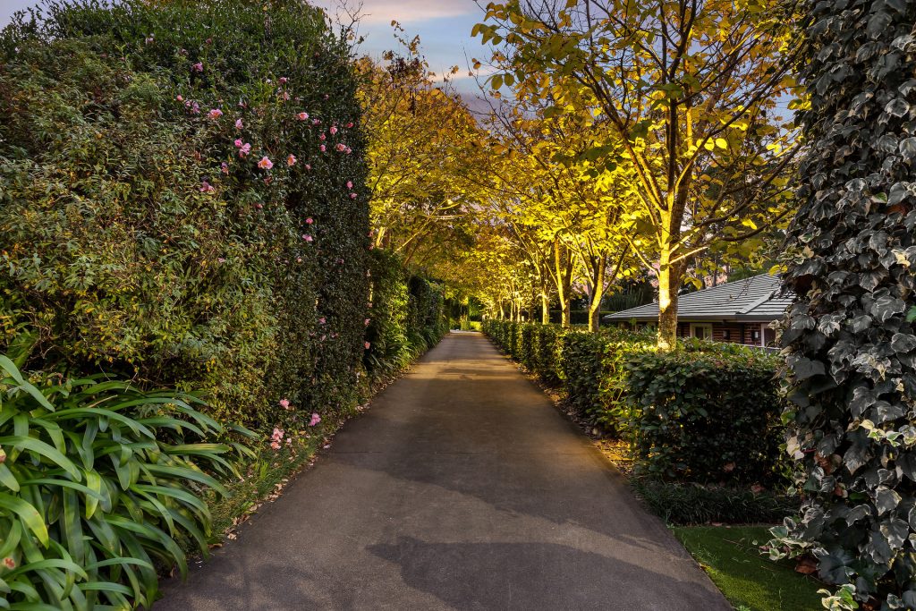 8 Graylind Avenue, West Pennant Hills NSW 2125 - photo 3