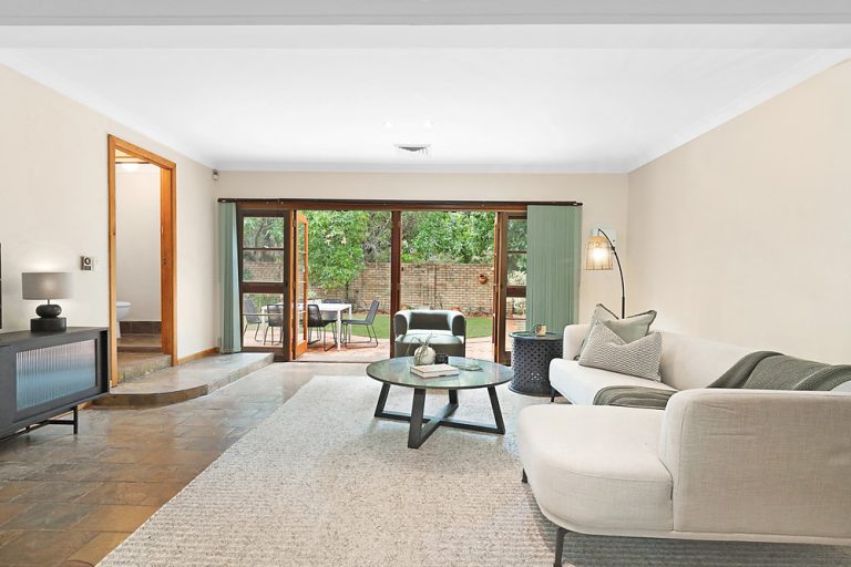 9 Ferguson Avenue, Castle Hill NSW 2154 - photo 2