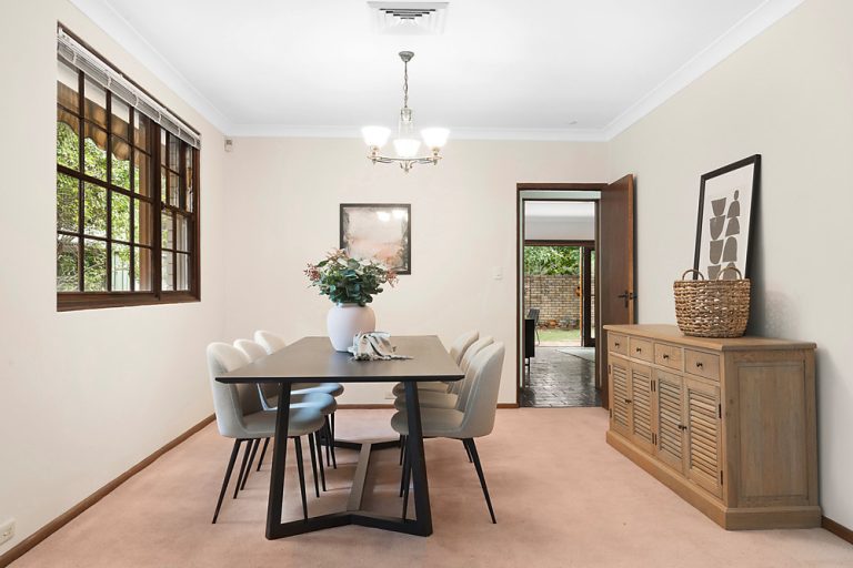 9 Ferguson Avenue, Castle Hill NSW 2154 - photo 4