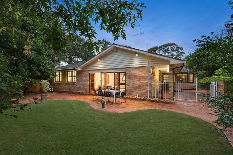 9 Ferguson Avenue, Castle Hill NSW 2154 - photo 8