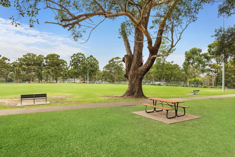 9 Ferguson Avenue, Castle Hill NSW 2154 - photo 9