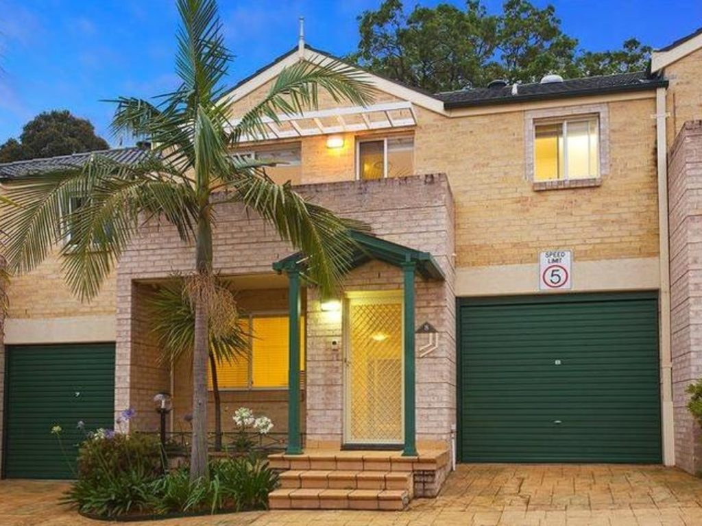 8/22 Pearce Street, Baulkham Hills NSW 2153 - photo 2