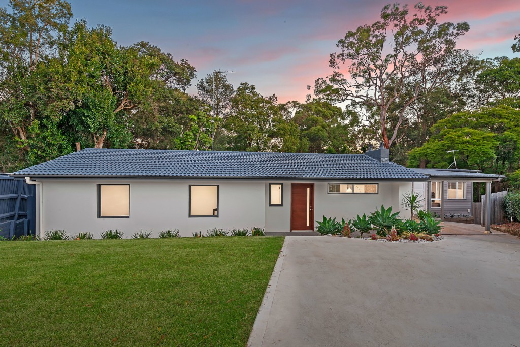 4 Kiola Place, Castle Hill NSW 2154 - photo 5