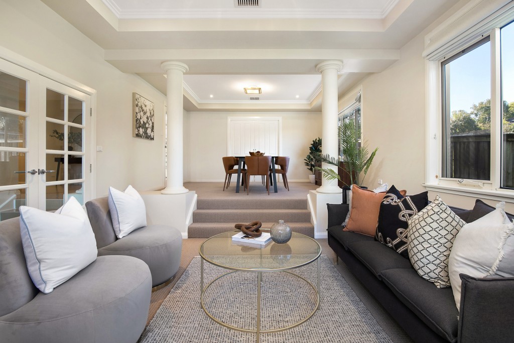 9 Isobell Avenue, West Pennant Hills NSW 2125 - photo 6