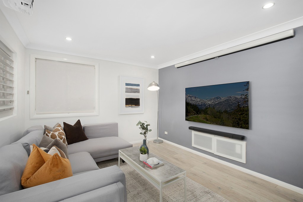 12 Turner Avenue, Baulkham Hills NSW 2153 - photo 4