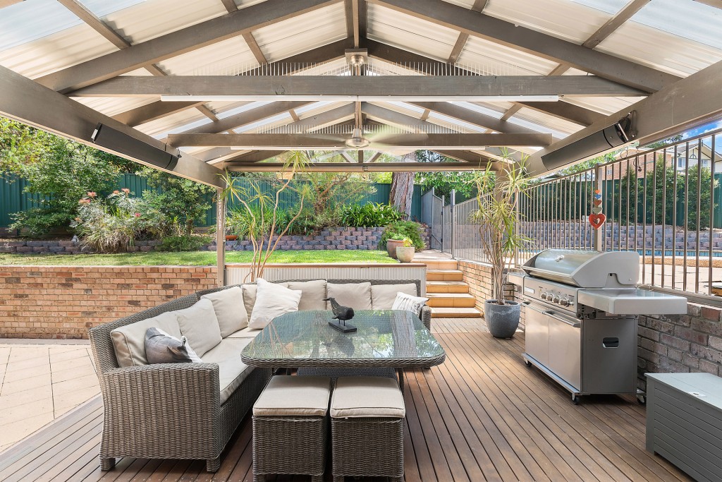 17 Arndill Avenue, Baulkham Hills NSW 2153 - photo 8