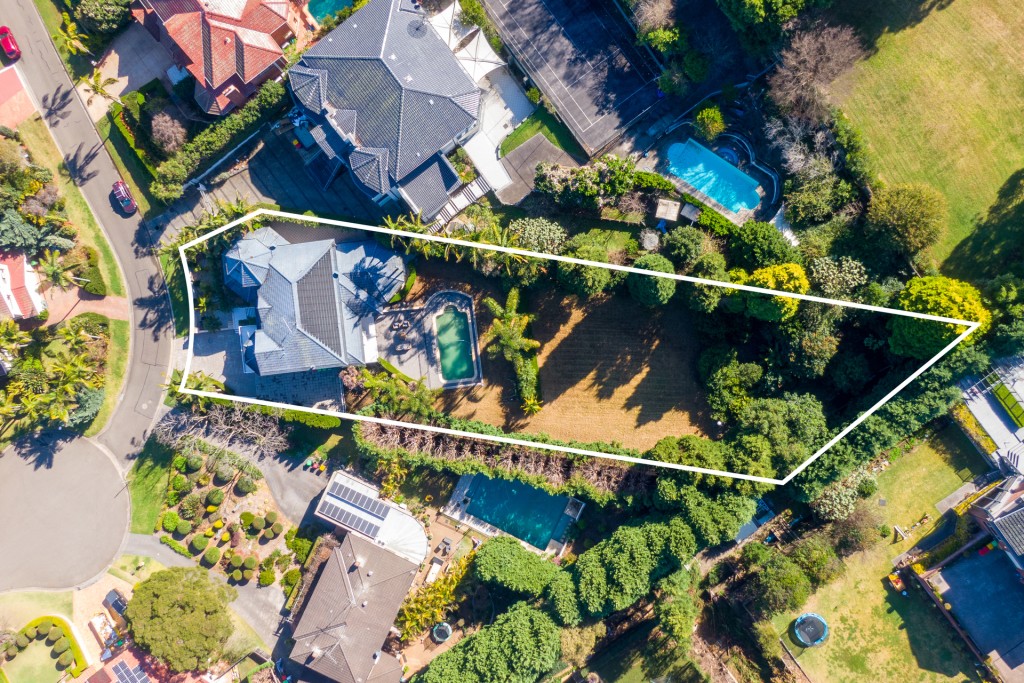 3 Matthew Way, West Pennant Hills NSW 2125 - photo 15