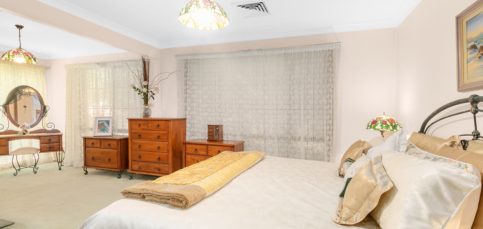 6 Castlewood Drive, Castle Hill NSW 2154 - photo 6