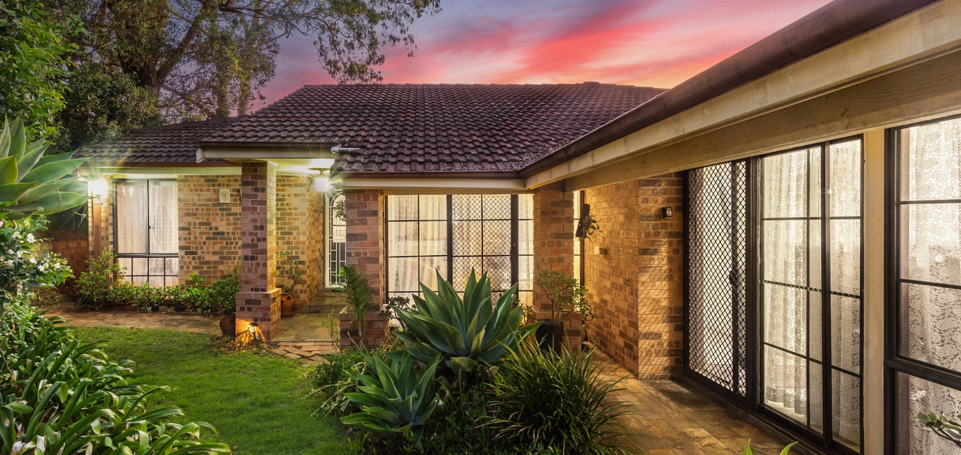 6 Castlewood Drive, Castle Hill NSW 2154 - photo 8
