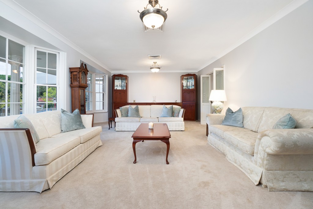 40 Camelot Court, Carlingford NSW 2118 - photo 4