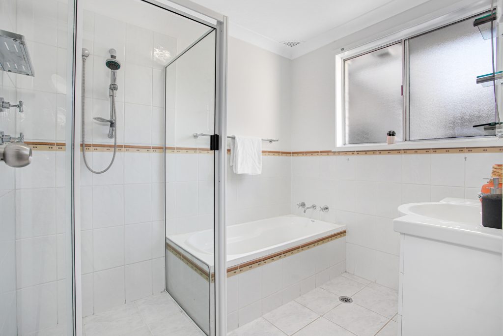 1 Slade Place, Prospect NSW 2148 - photo 11