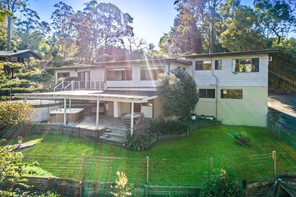 27 Bowen Mountain Road, Bowen Mountain NSW 2753 - photo 2