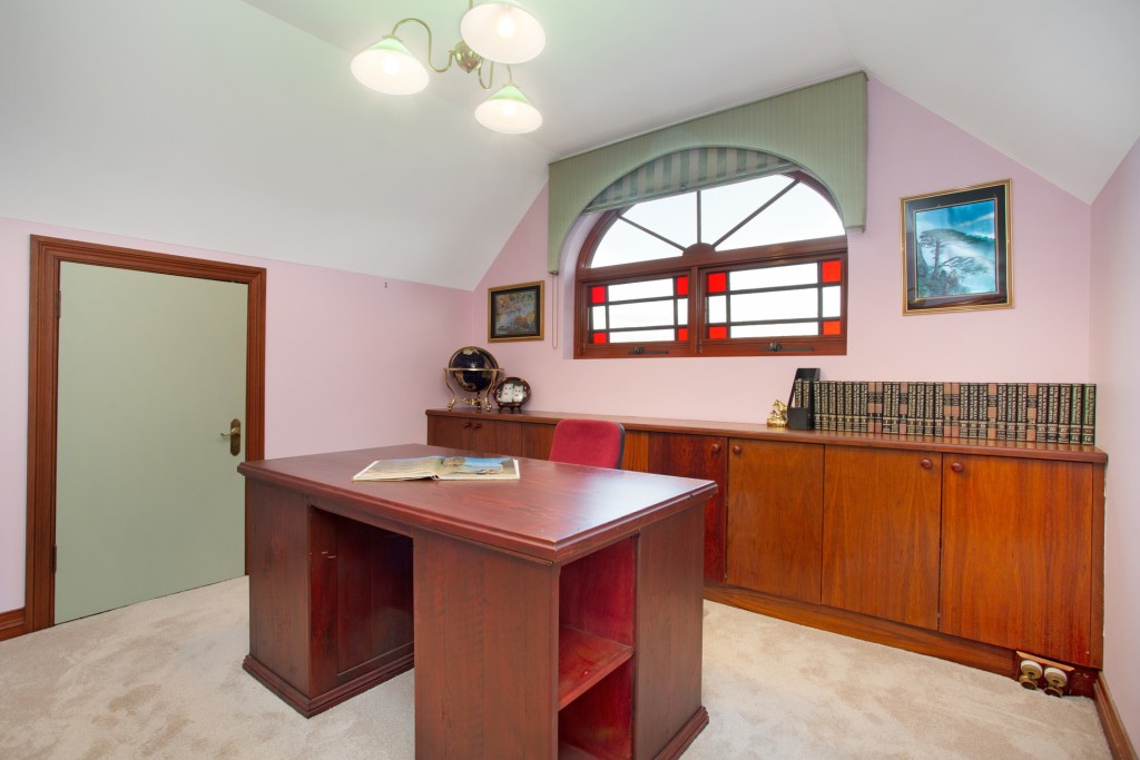 4 Dunkeld Place, Dural NSW 2158 - photo 11