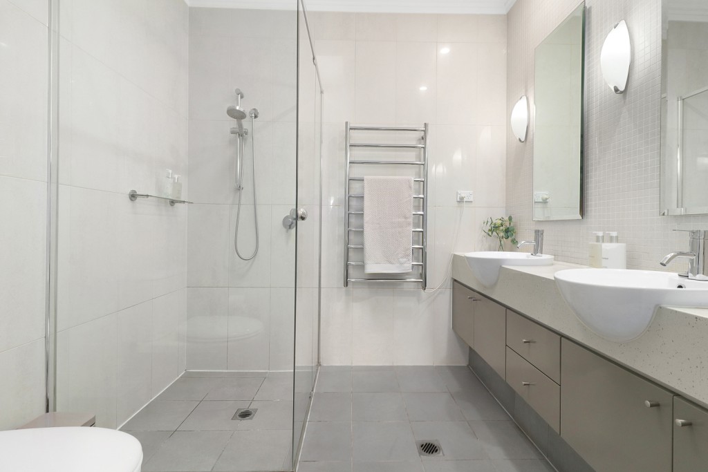 23 Linden Way, Bella Vista NSW 2153 - photo 12