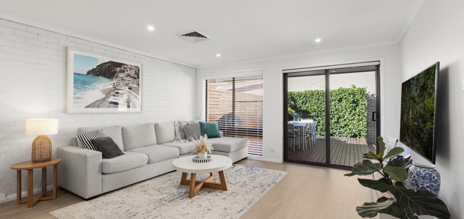 4/9 Oakland Avenue, Baulkham Hills NSW 2153 - photo 2