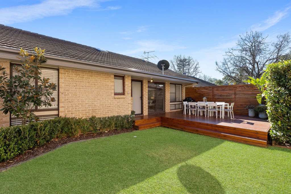 4/9 Oakland Avenue, Baulkham Hills NSW 2153 - photo 12