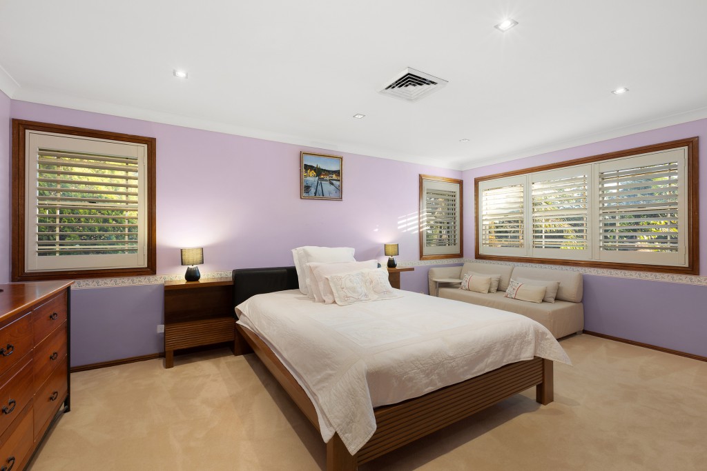 8 Brett Place, West Pennant Hills NSW 2125 - photo 6