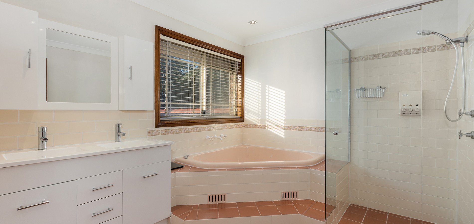 8 Brett Place, West Pennant Hills NSW 2125 - photo 7