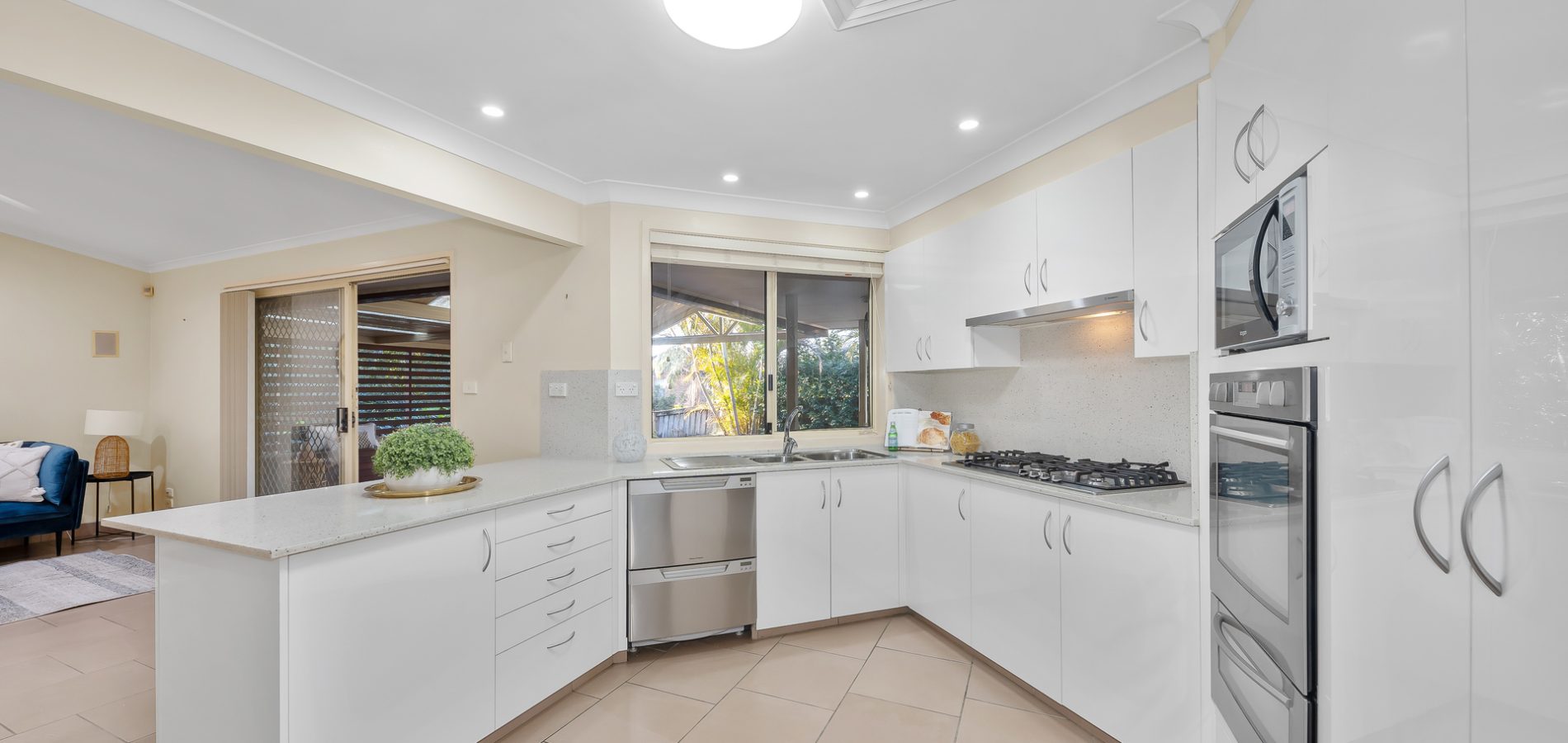 18 Hampton Crescent, Prospect NSW 2148 - photo 4