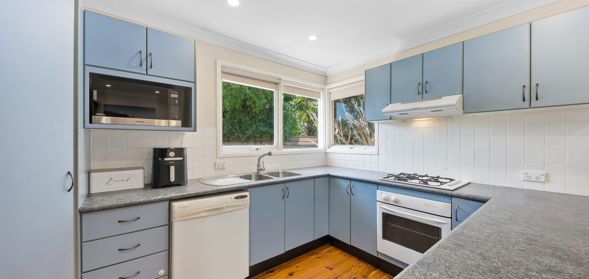 8 Yate Place, Marayong NSW 2148 - photo 4