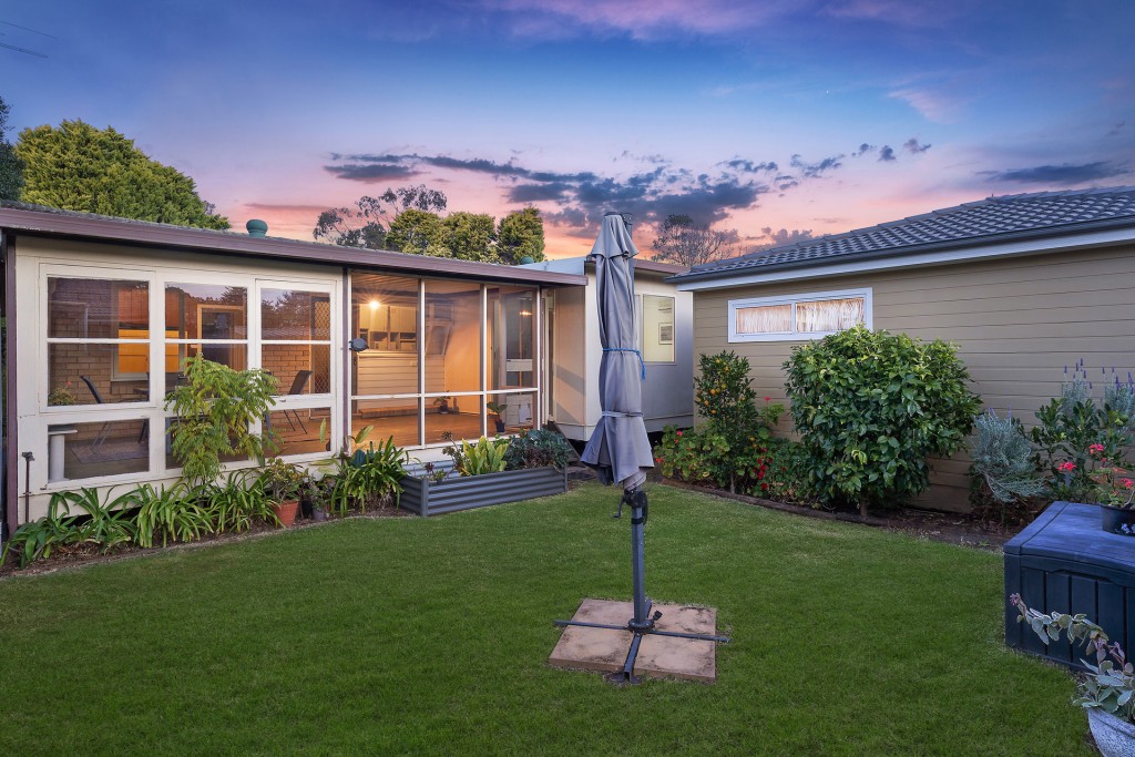 16 & 16B Roxborough Park Road, Baulkham Hills NSW 2153 - photo 8