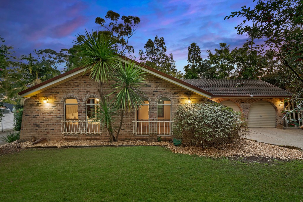 4 Torrens Place, Cherrybrook NSW 2126 - McGrath West Group