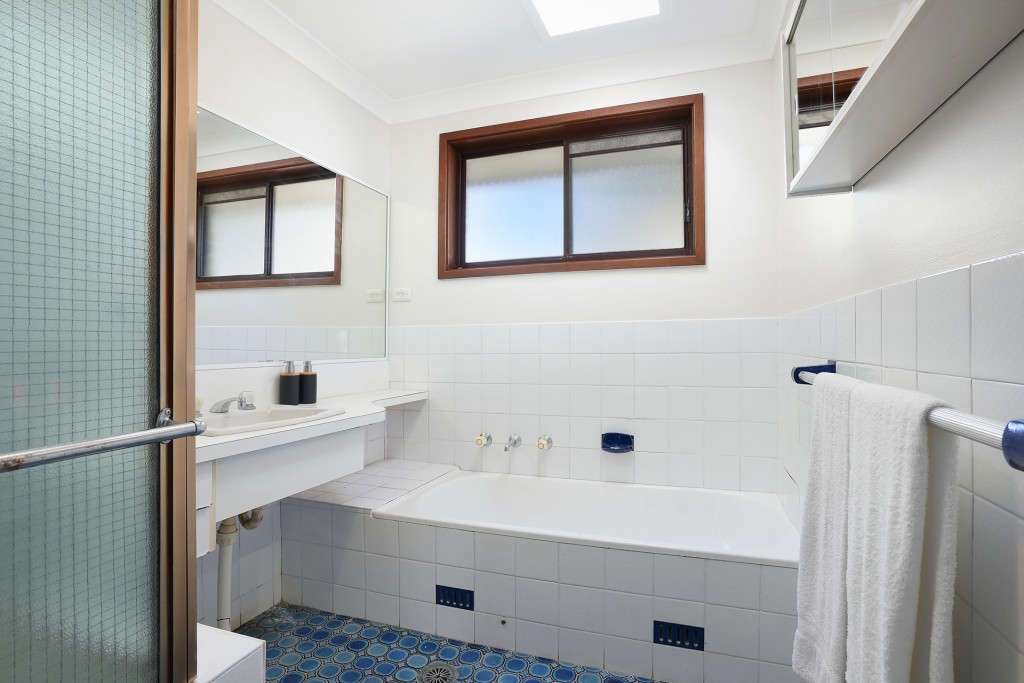 4 Torrens Place, Cherrybrook NSW 2126 - photo 6