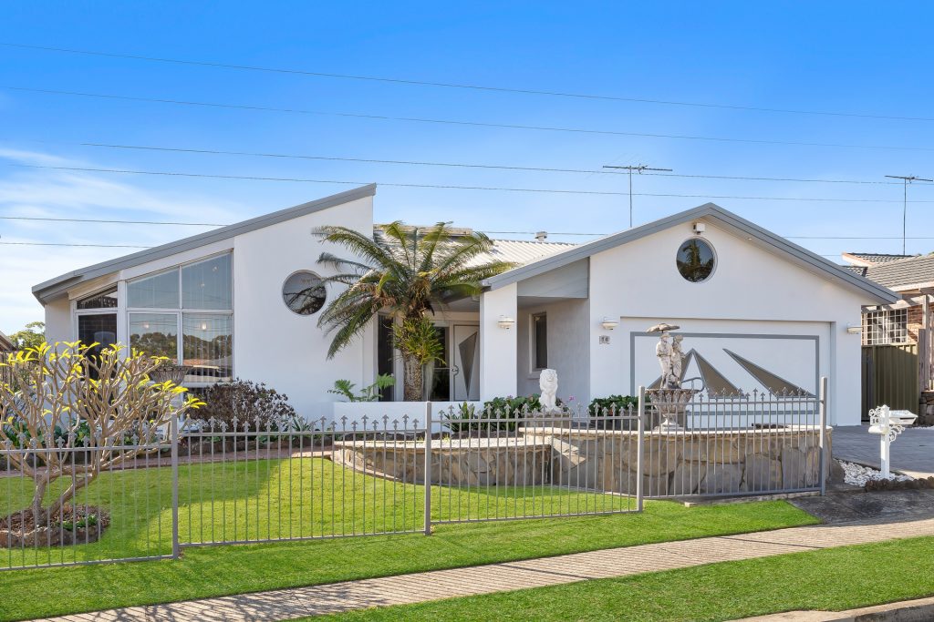 14 Chapel Circuit, Prospect NSW 2148 - McGrath West Group