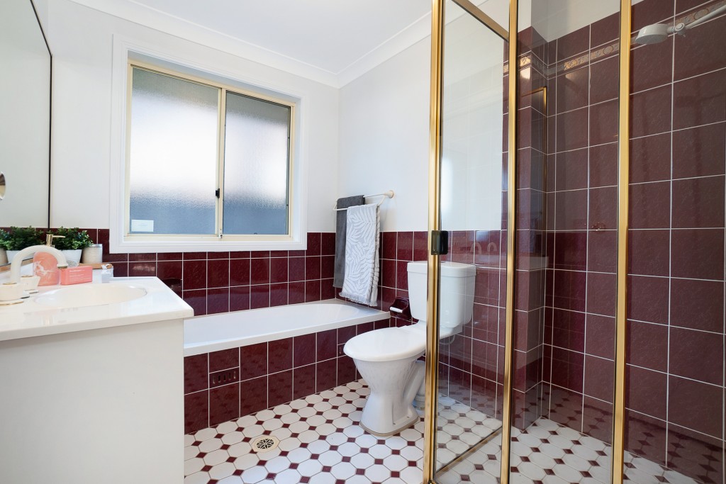 9 Hawkridge Place, Dural NSW 2158 - photo 11