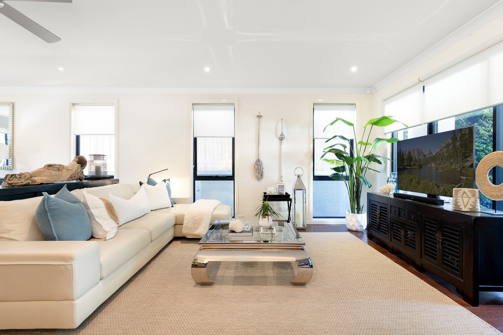 13 Baronia Circuit, Castle Hill NSW 2154 - photo 2
