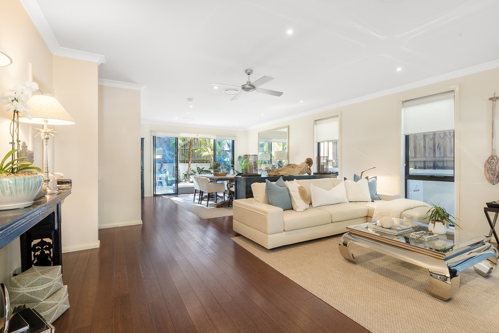 13 Baronia Circuit, Castle Hill NSW 2154 - photo 3