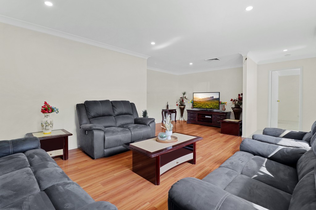 7 Arrowsmith Street, Glenwood NSW 2768 - photo 5