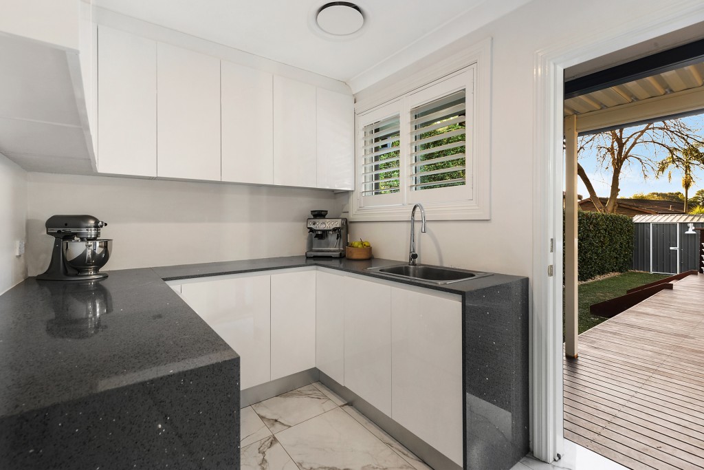 22 Tremain Avenue, Kellyville NSW 2155 - photo 13