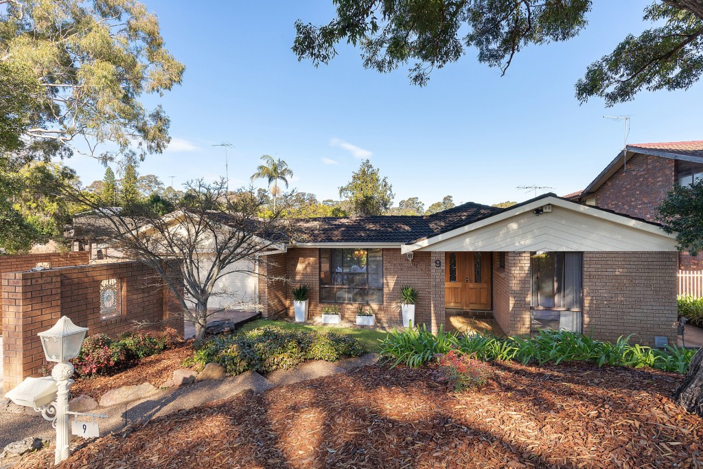 9 Manuka Avenue, Baulkham Hills NSW 2153 - photo 13
