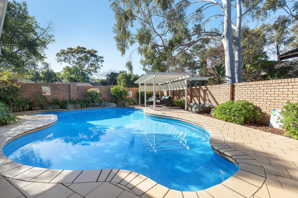 9 Manuka Avenue, Baulkham Hills NSW 2153 - photo 3