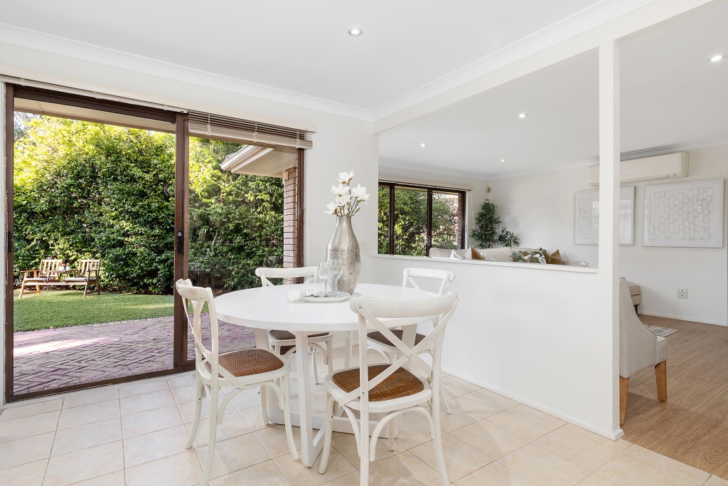 9 Manuka Avenue, Baulkham Hills NSW 2153 - photo 5