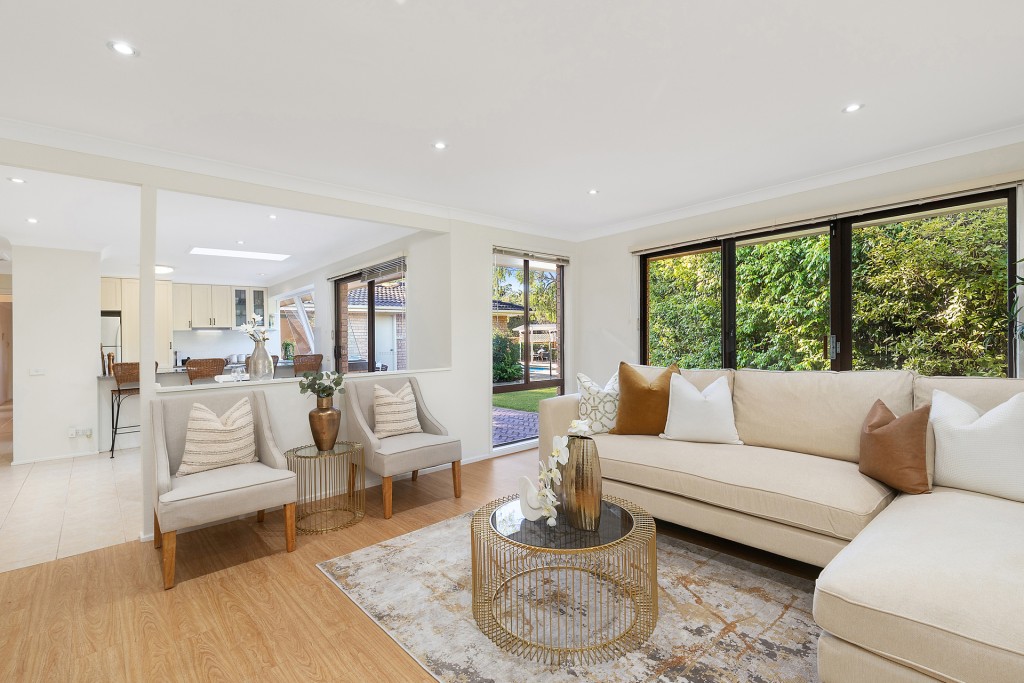 9 Manuka Avenue, Baulkham Hills NSW 2153 - photo 8