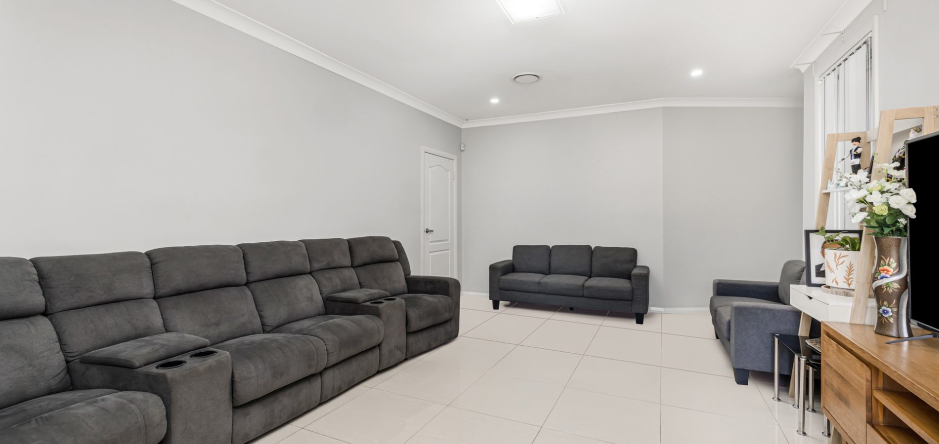 6/4 Tara Road, Blacktown NSW 2148 - photo 2