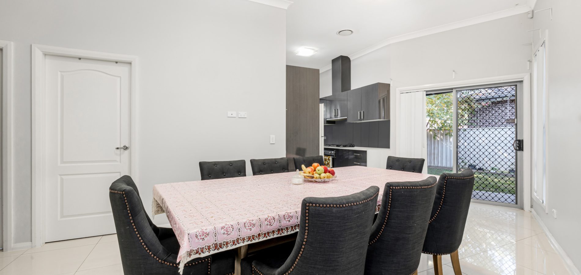 6/4 Tara Road, Blacktown NSW 2148 - photo 4