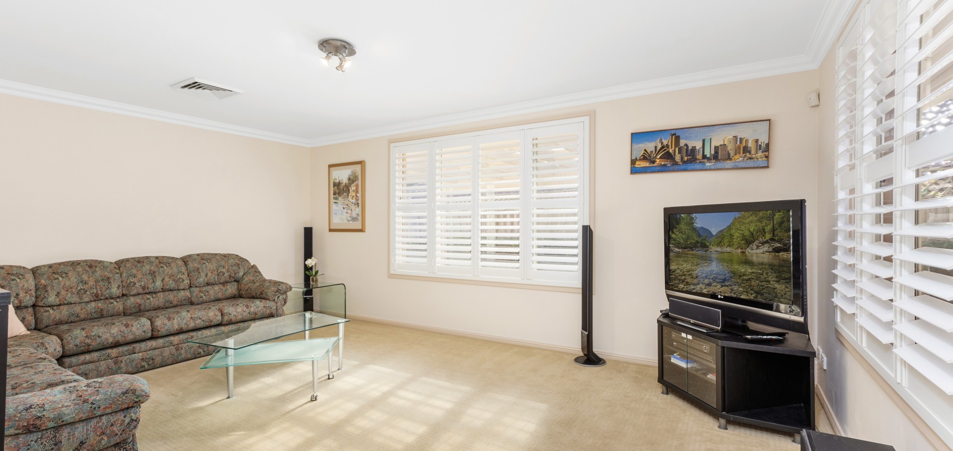 32 Beaumaris Avenue, Castle Hill NSW 2154 - photo 7