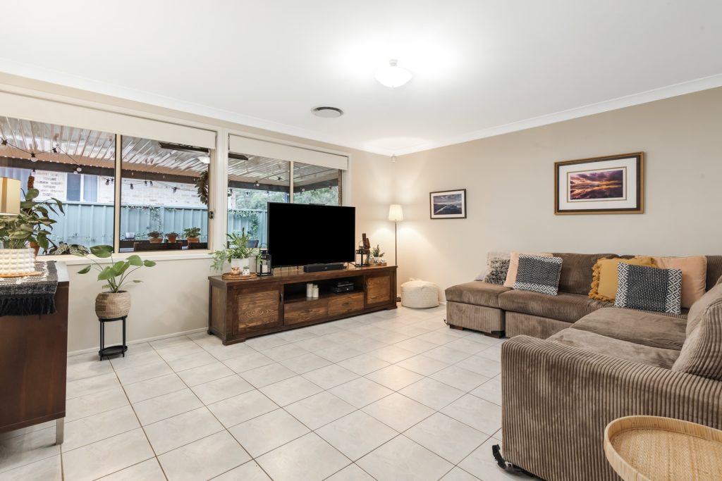 65 Aylward Avenue, Quakers Hill NSW 2763 - photo 2