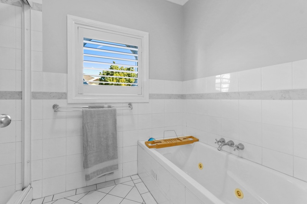 8 Ibis Place, Bella Vista NSW 2153 - photo 11
