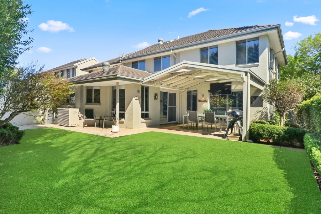 8 Ibis Place, Bella Vista NSW 2153 - photo 3