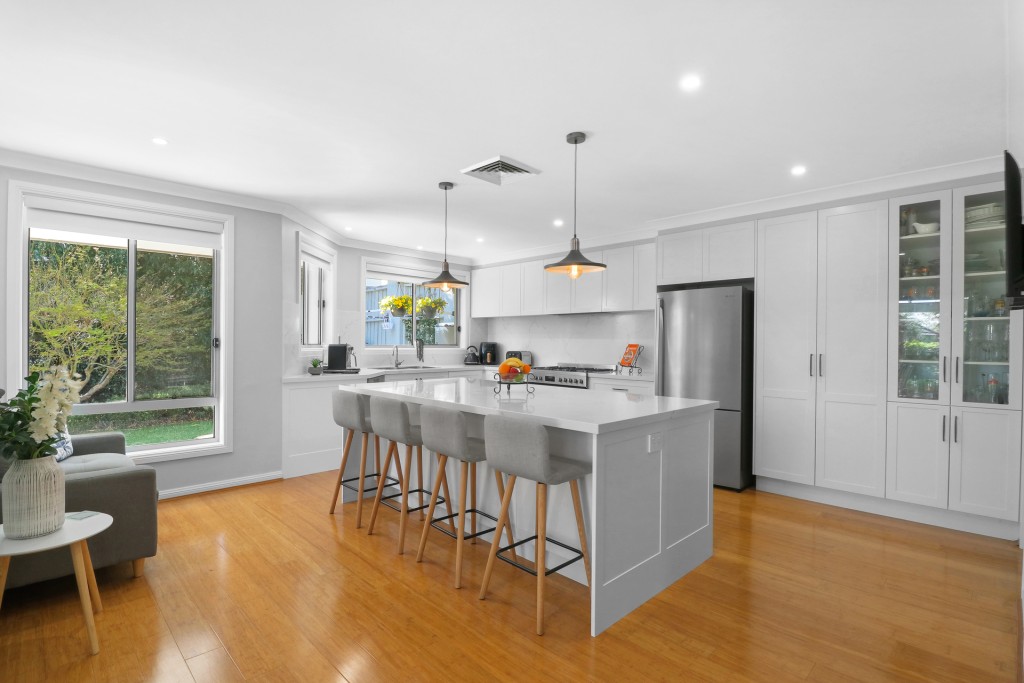 8 Ibis Place, Bella Vista NSW 2153 - photo 4