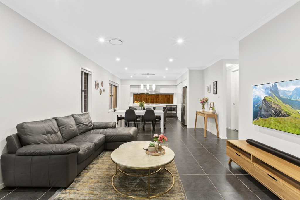 59 Springbrook Boulevard, North Kellyville NSW 2155 - photo 2
