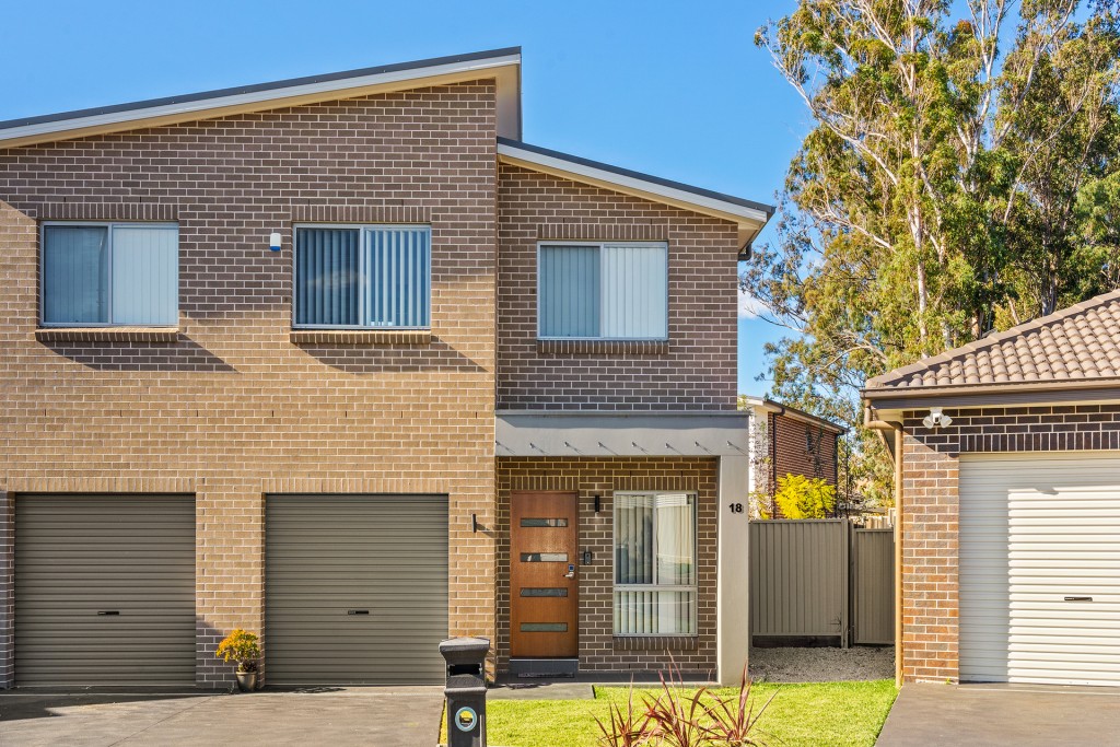 18 Summerfield Avenue, Quakers Hill NSW 2763 - McGrath West Group